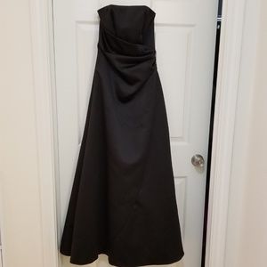 CLASSIC Black prom dress!